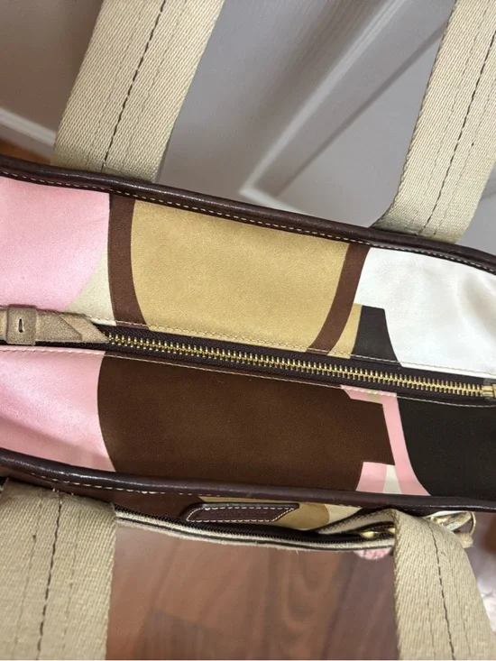 Coach VINTAGE G05M-8F33 Hamptons Optic Scarf Print w Tan Suede Bottom Tote EUC - Picture 10 of 15